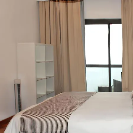 Spacious House With Sea View In + Private Pool Caniço