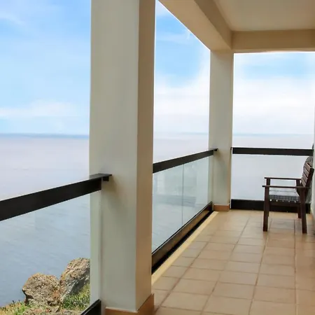 Spacious House With Sea View In + Private Pool