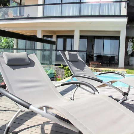 Spacious House With Sea View In + Private Pool *
