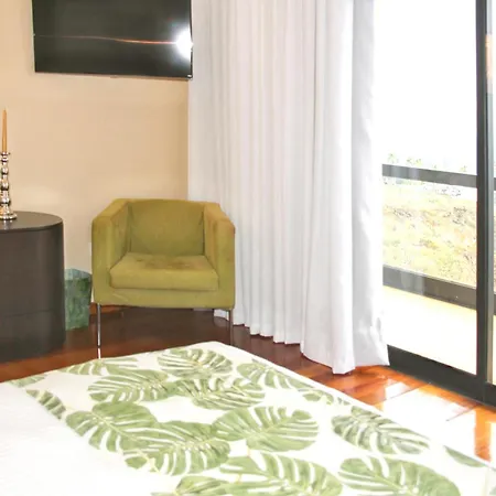 Spacious House With Sea View In + Private Pool