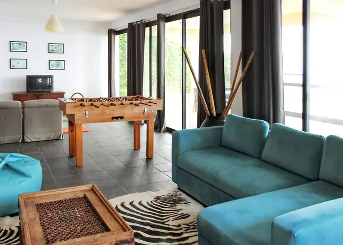 Сasa de vacaciones Spacious House With Sea View In + Private Pool Caniço